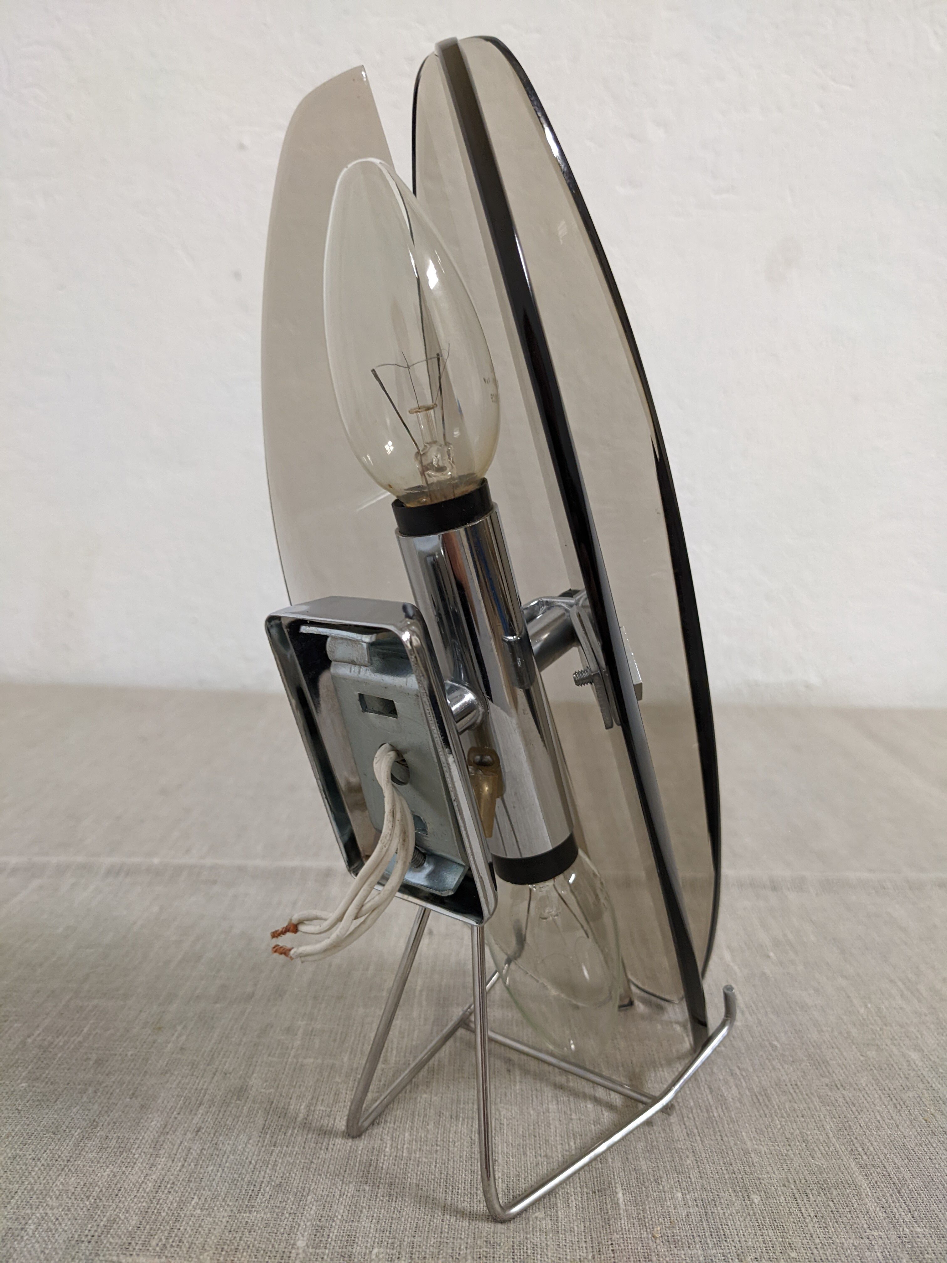 Italian wall lamp in smoked glass from the 60s/70s