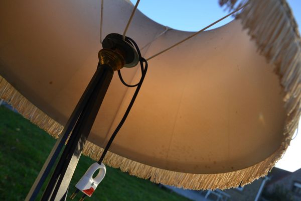 Lampadaire vintage cristal de Sèvres et fer forgé années 50