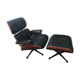 Lounge chair et ottoman par Charles Eames
