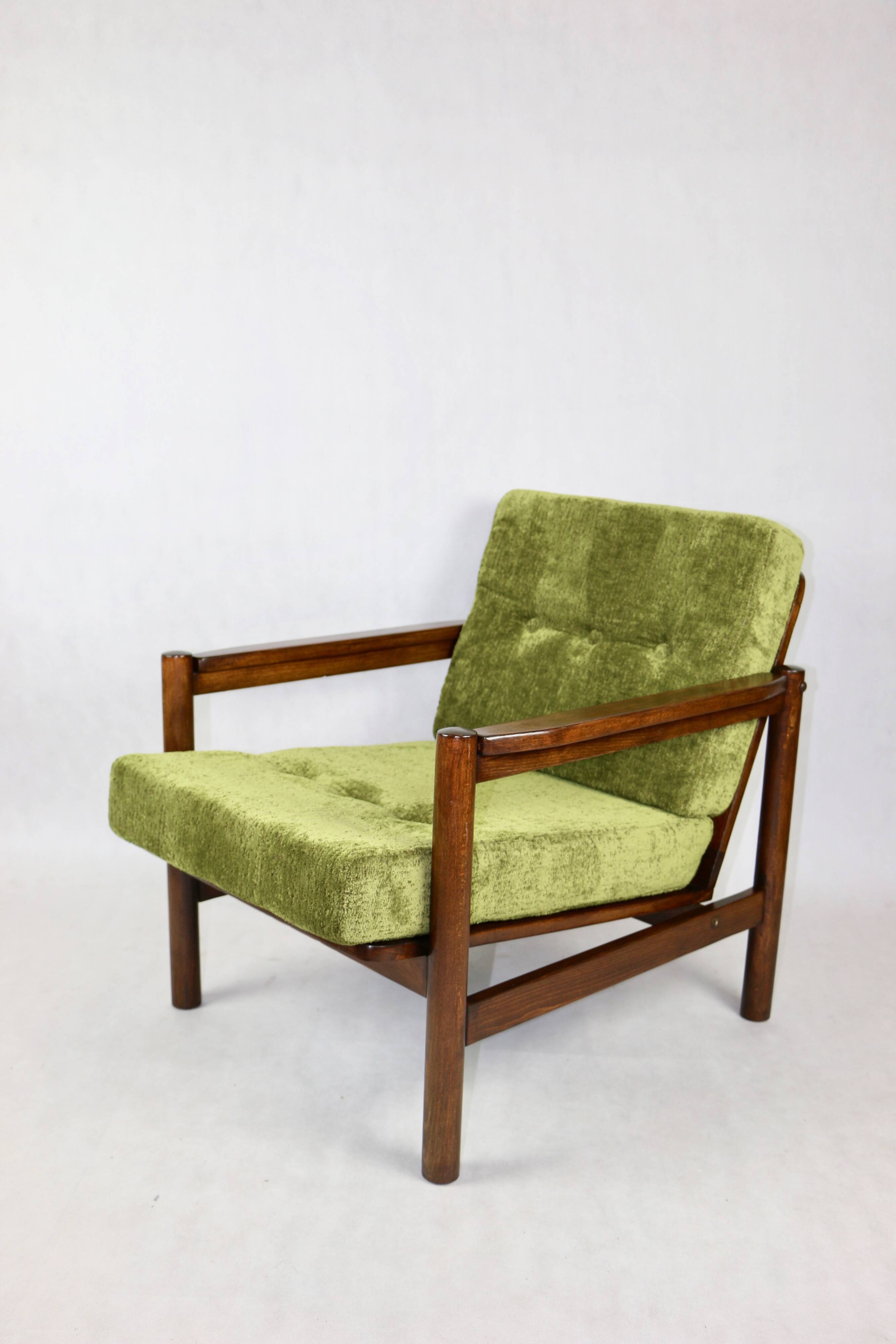 Vintage armchair in green olive, 1970s