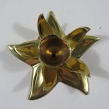 Ensemble de 7 bougeoirs en forme de fleur en laiton lourd brillant, 1970-1980