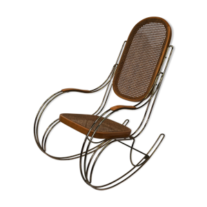 Rocking-chair en bois incurvé