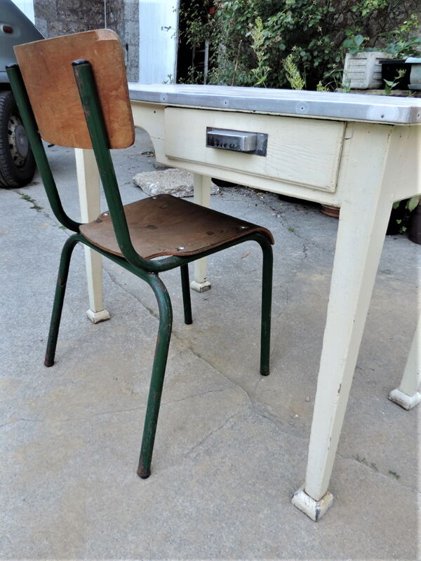 Table de cuisine vintage