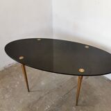 Oval coffee table in black opaline