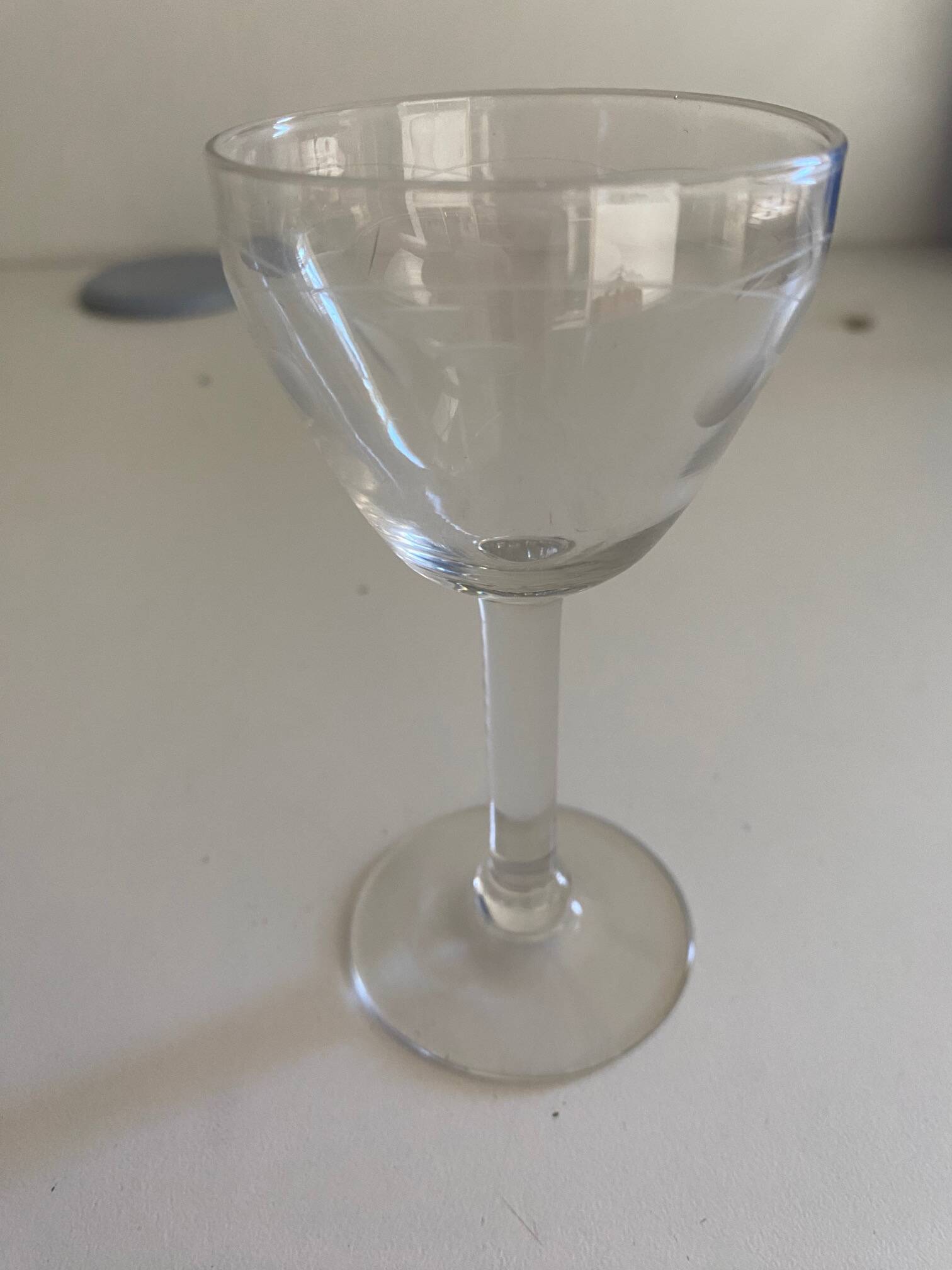 Set of 6 port wine glasses with engraved cherry decor from the 50s/60s