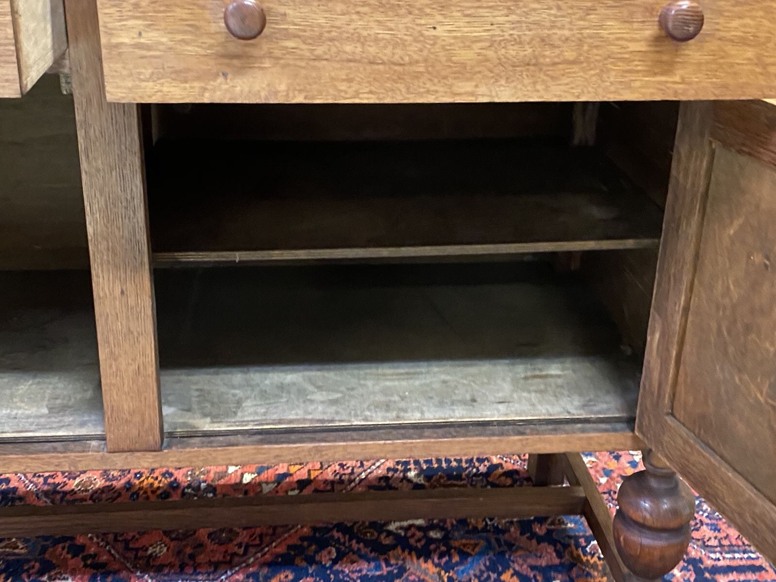 Early 20th century English oak buffet