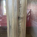 Vaisselier ancien bois vert patiné