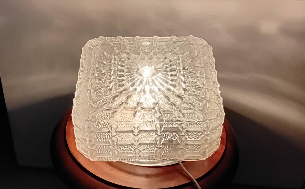 Plafonnier carré en verre