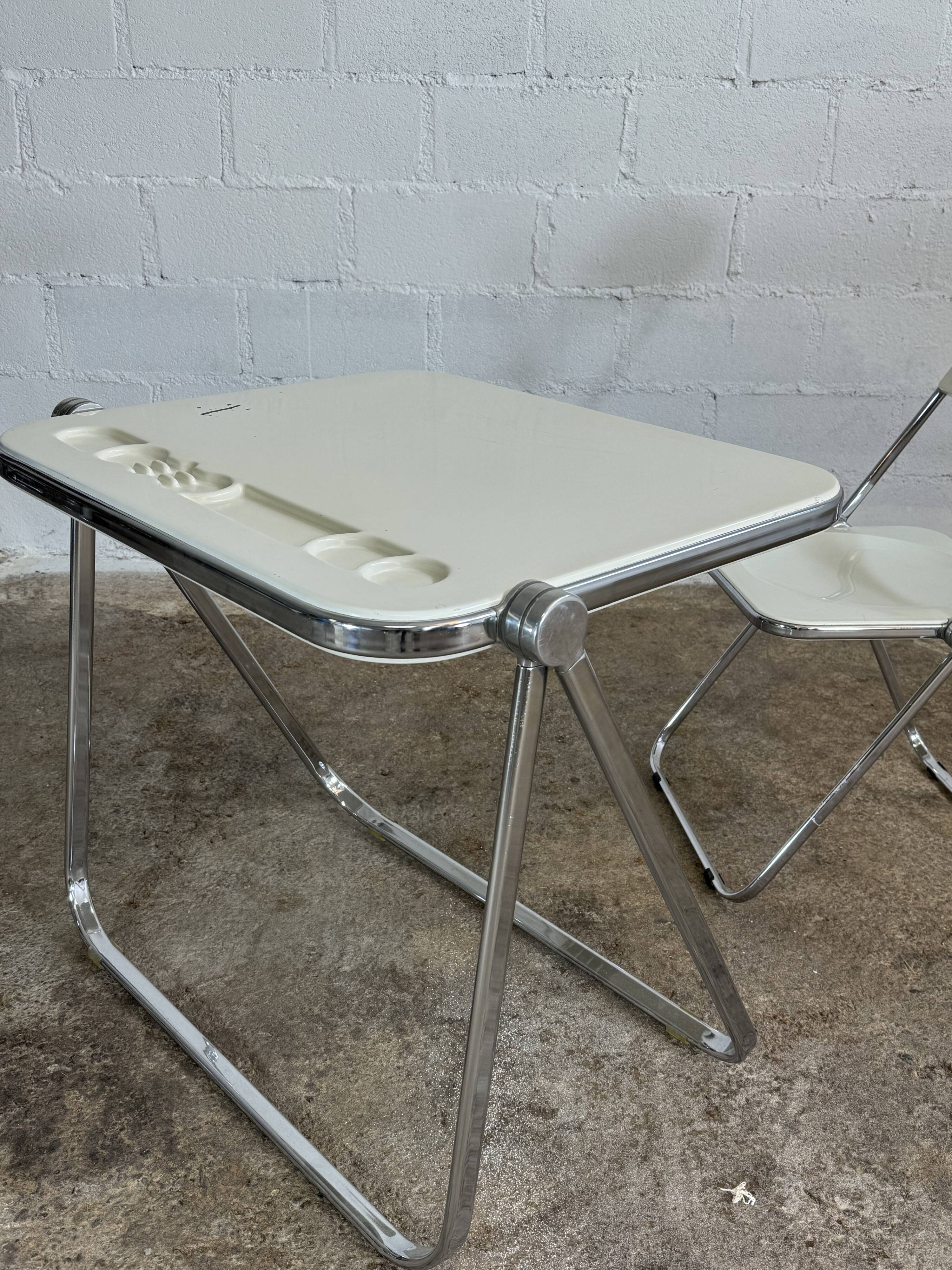 Platone Castelli desk and chair set