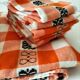 Tablecloth and 14 napkins – orange – 60s-70s – bistro pop style