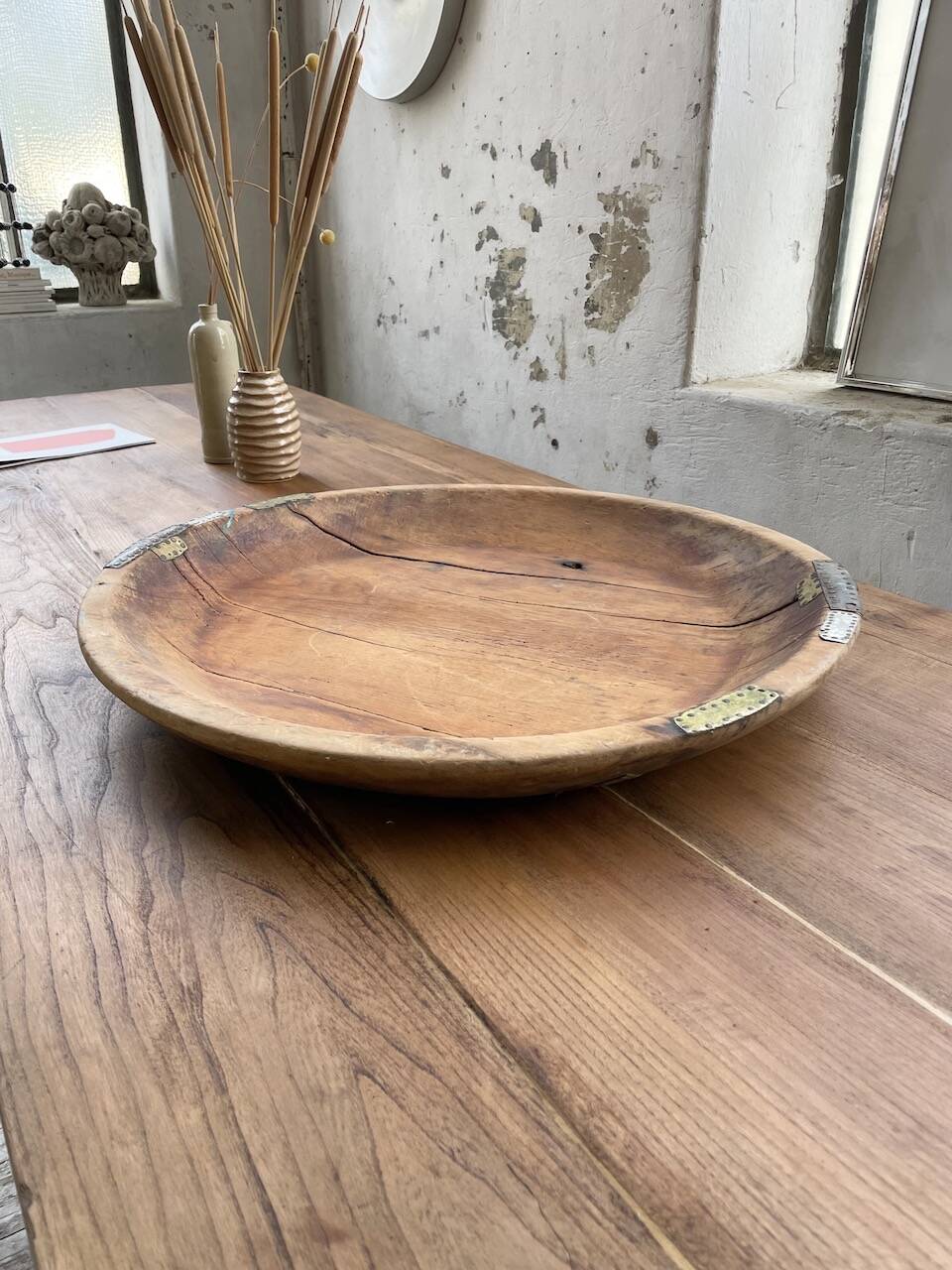 XL round wooden Tuareg dish