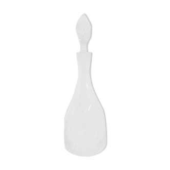 Chiseled crystal decanter