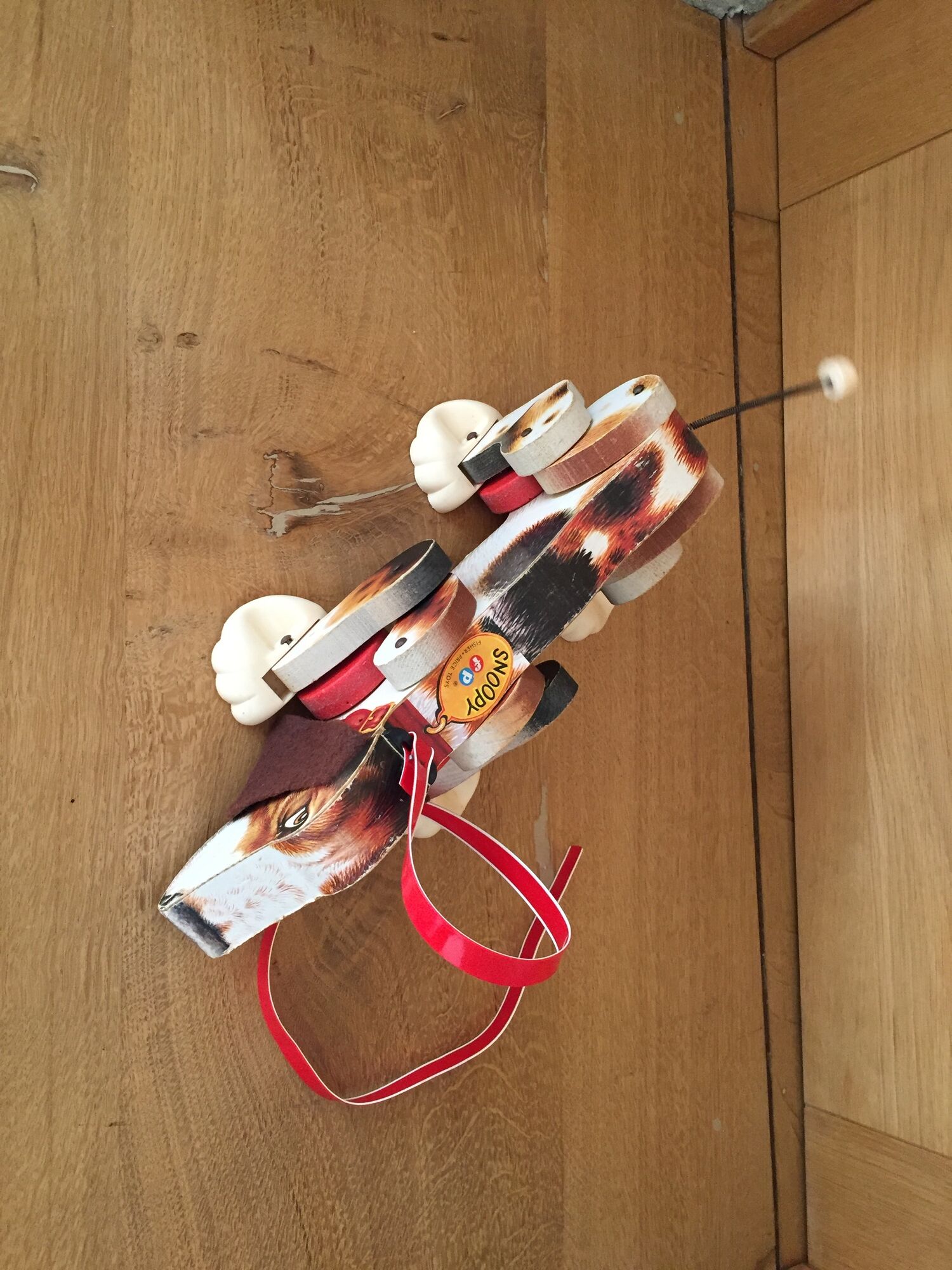 Snoopy Ficher Price wooden dog to shoot