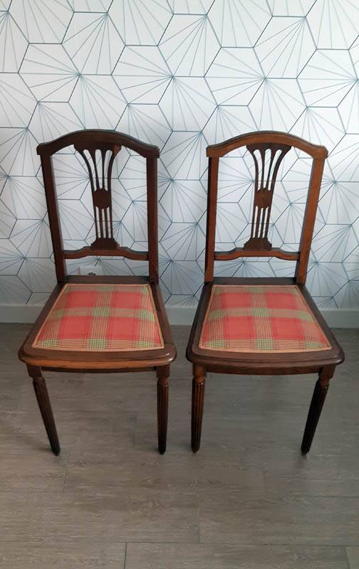 Lot de 2 chaises art déco vintage.
