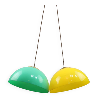 Mid-century italian brass and plexiglass pendant lamp, set of 2