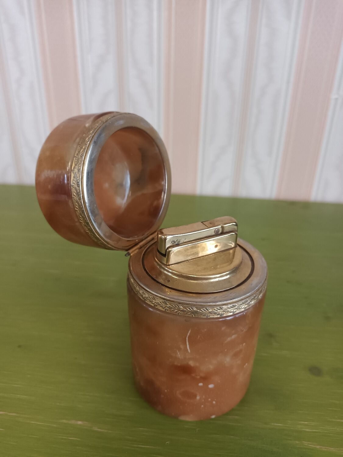 Briquet vintage onyx