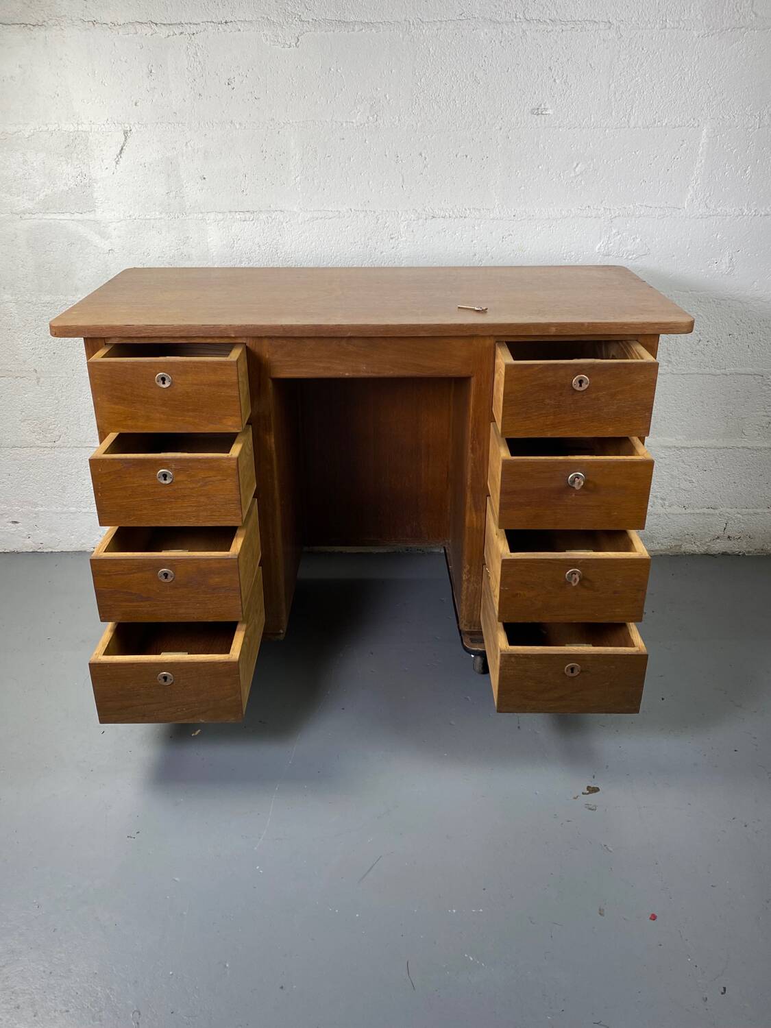 Bureau vintage en bois