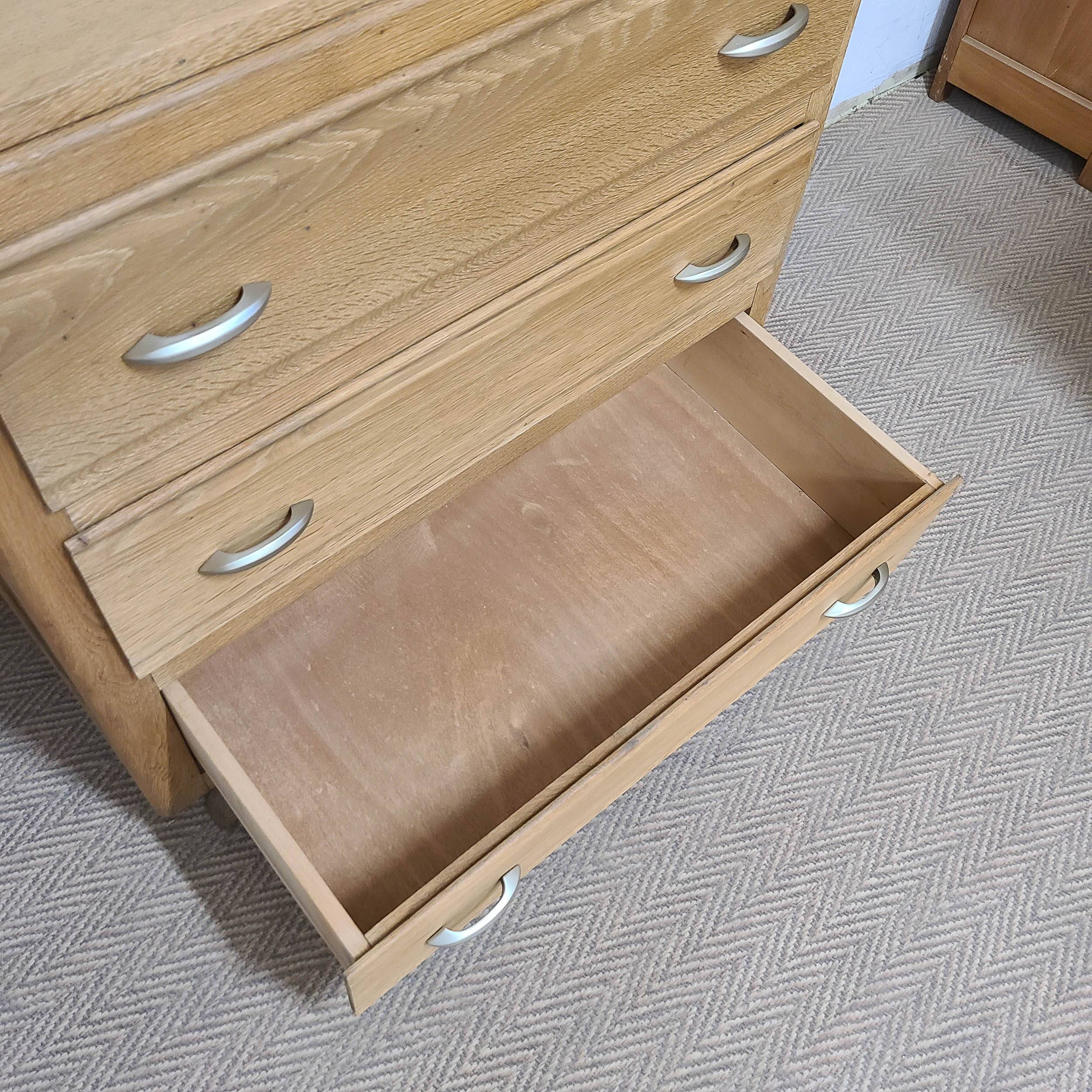 Vintage oak chest of drawers