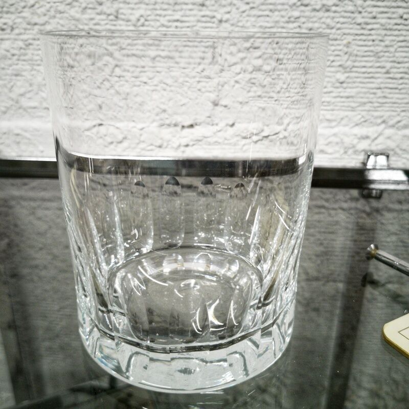 Large crystal ice bucket