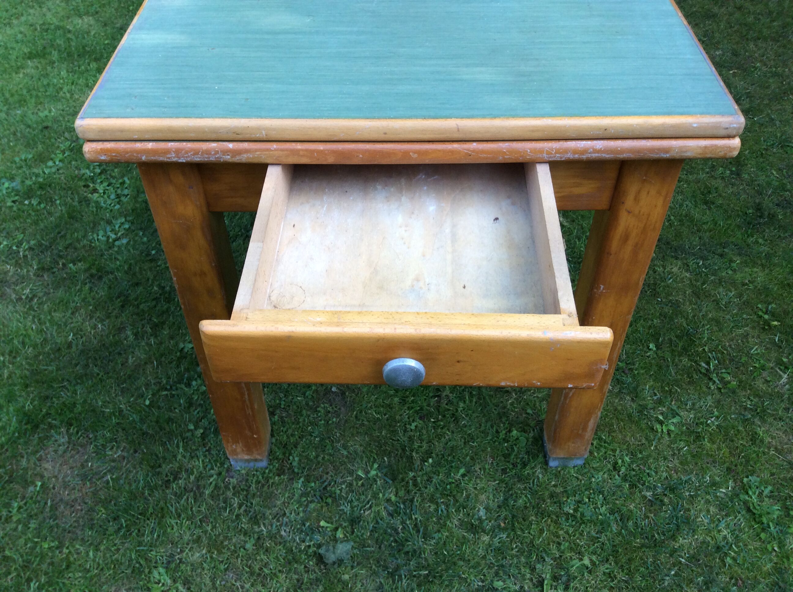 Kitchen table