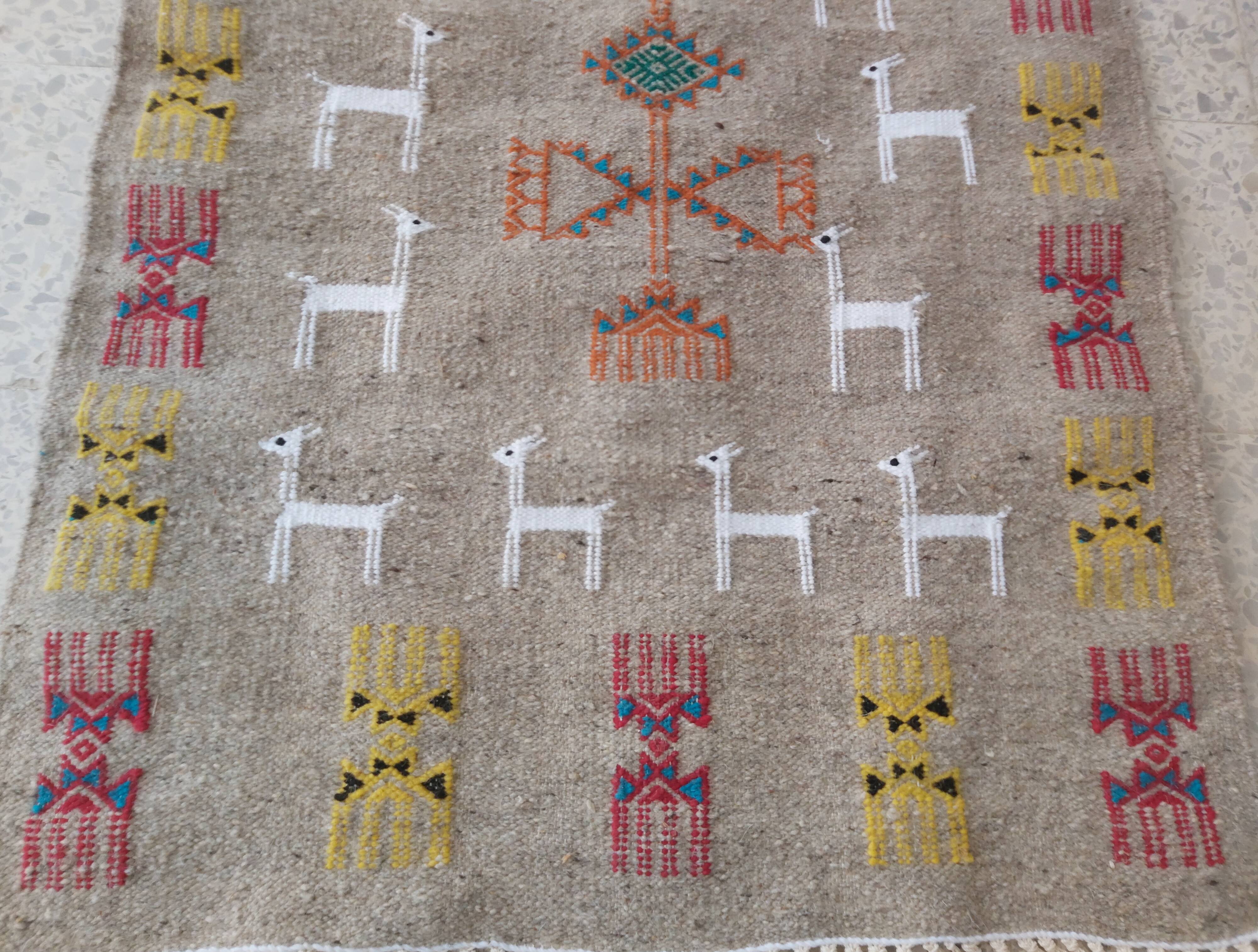 Traditional handmade kilim gray gazelle pattern rug