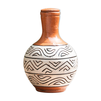 Terracotta vial Brazilian crafts