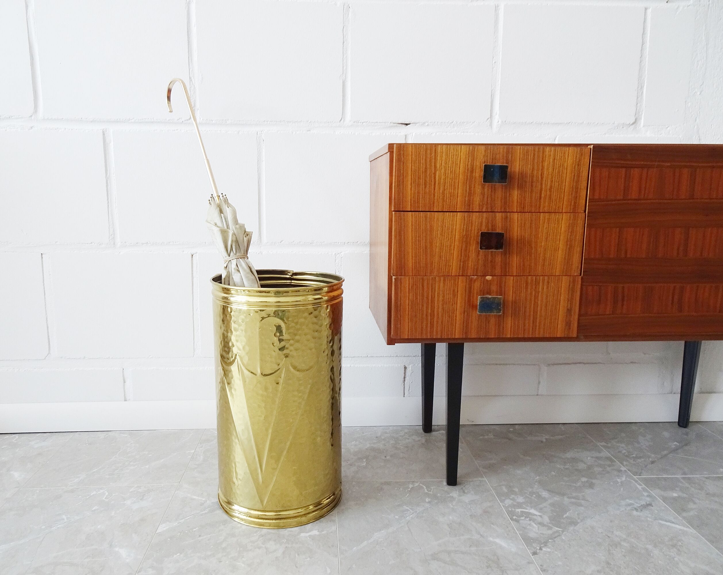 Brass umbrella stand