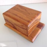 Old patented/vintage 1970s cigarette box