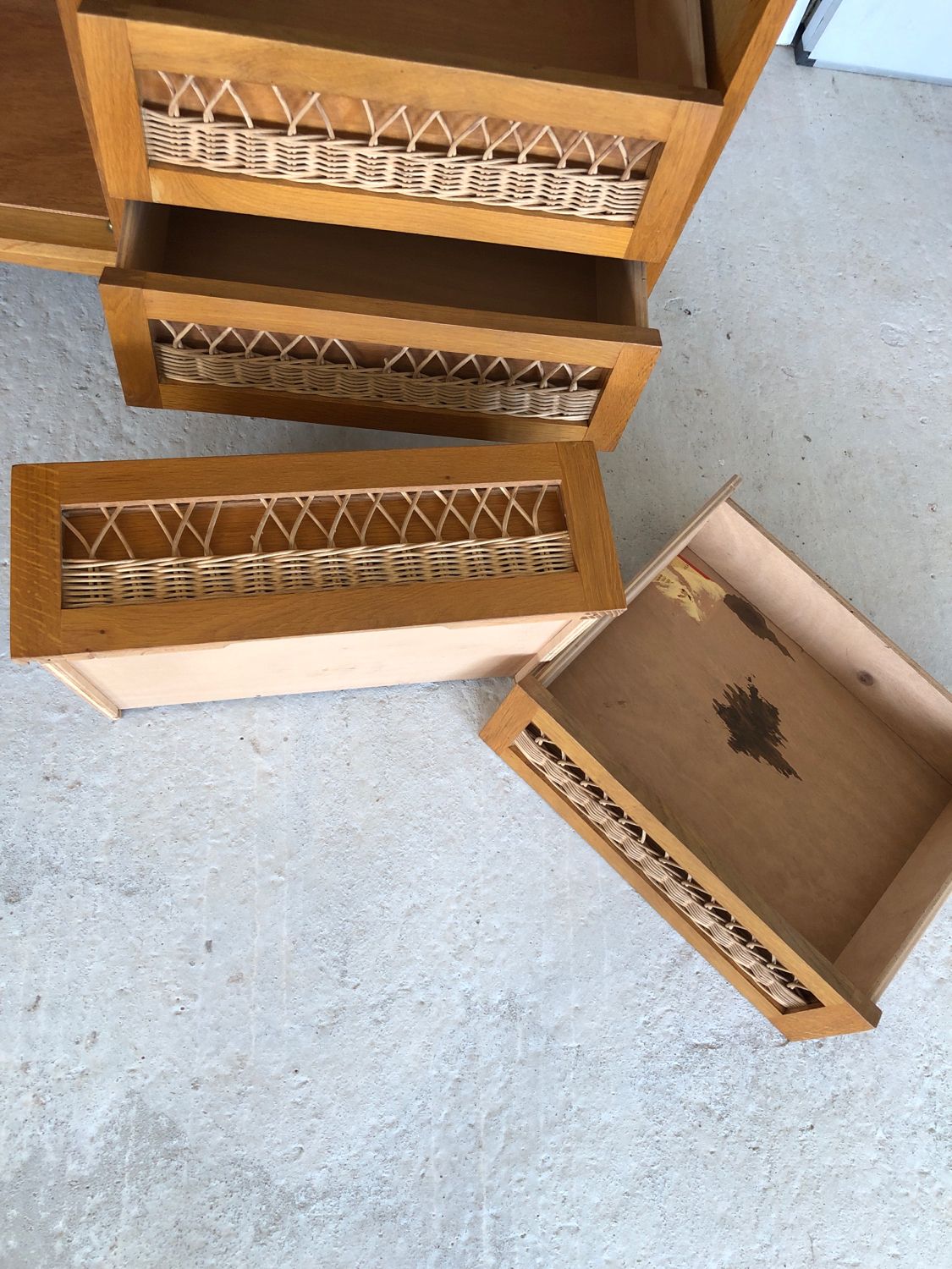 Wardrobe cabinet and drawers in oak and rattan feet compass Vintage year 60