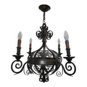 lustre en fer forgé