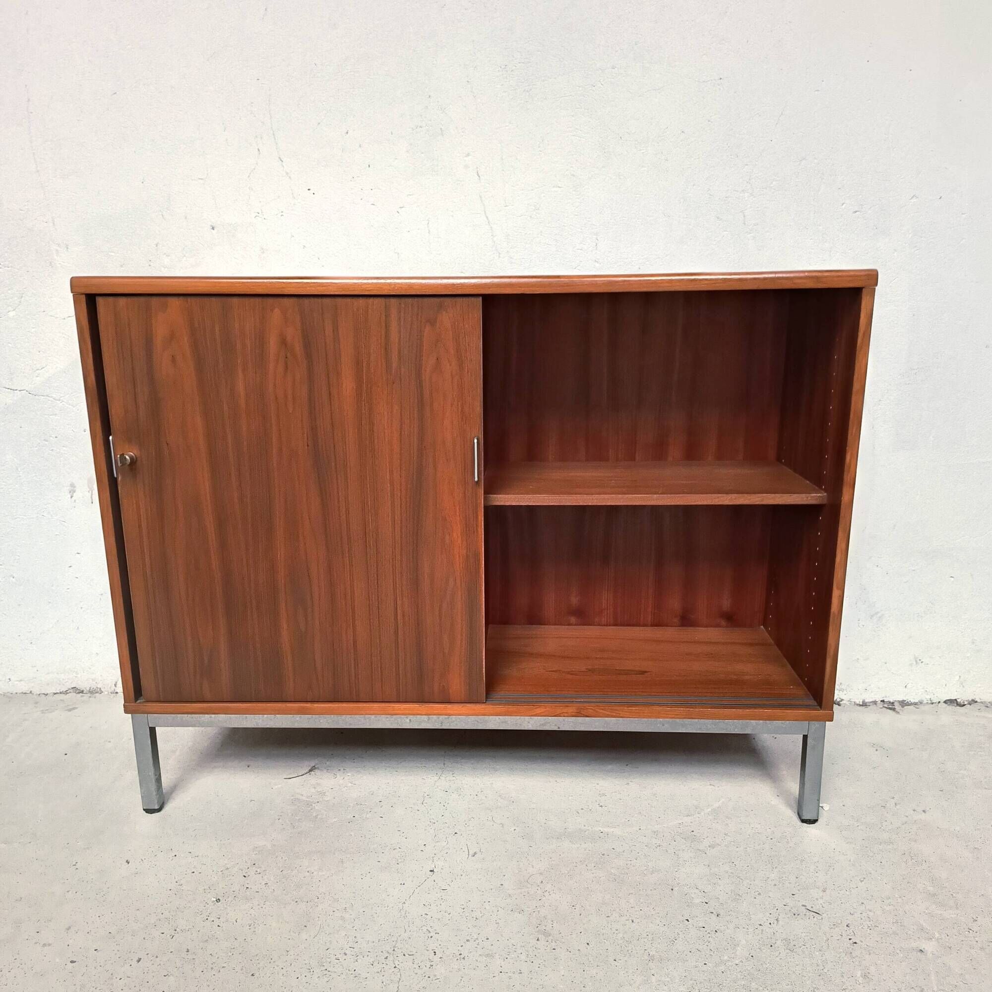 Meuble moderniste 2 portes coulissantes, 1960