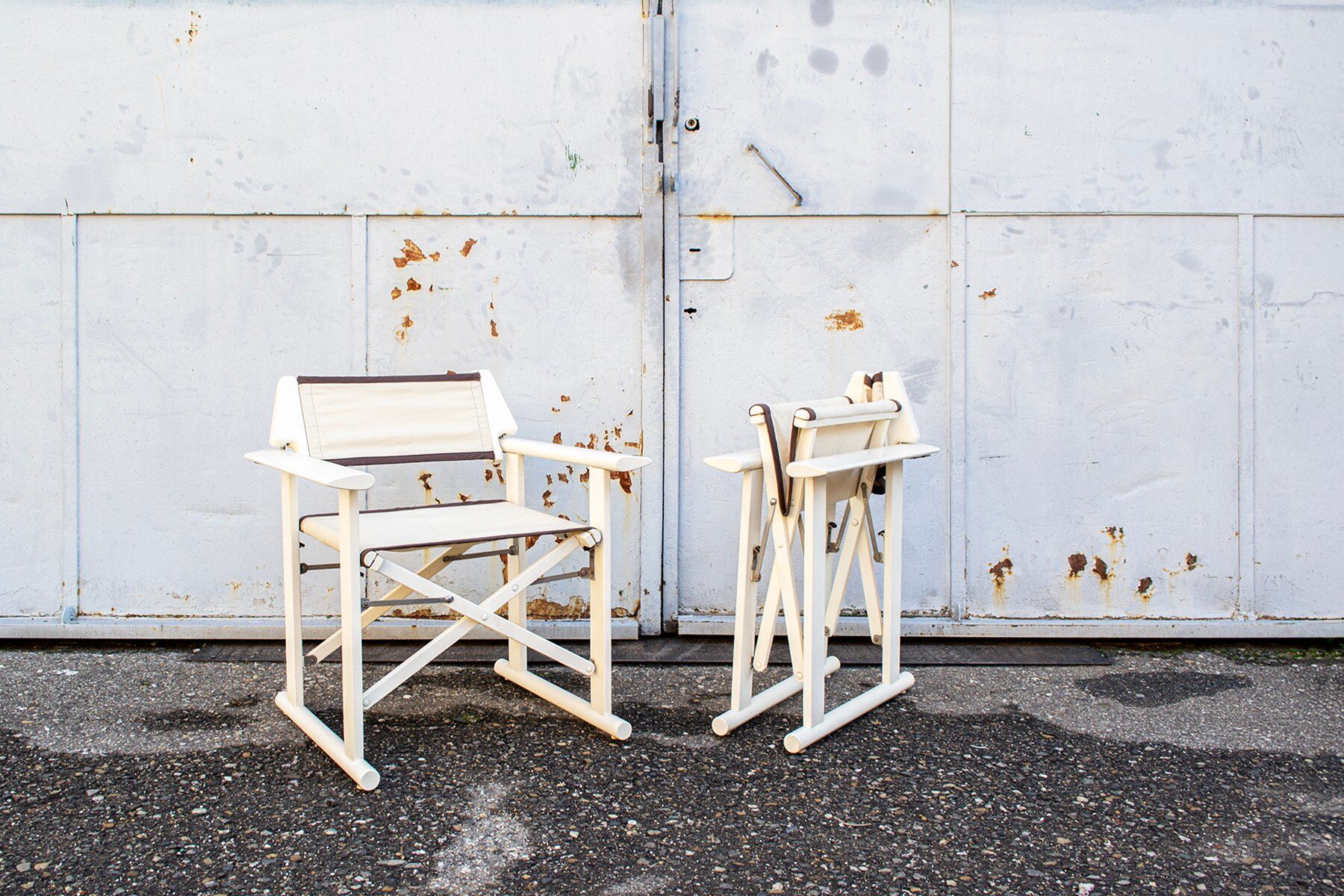 White lacquered wooden folding chairs by Carlo Hauner for Fratelli Reguitti, 1968, set of 2.