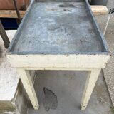 Zinc lifting table
