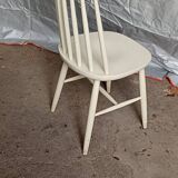 Chaises a barreaux scandinave
