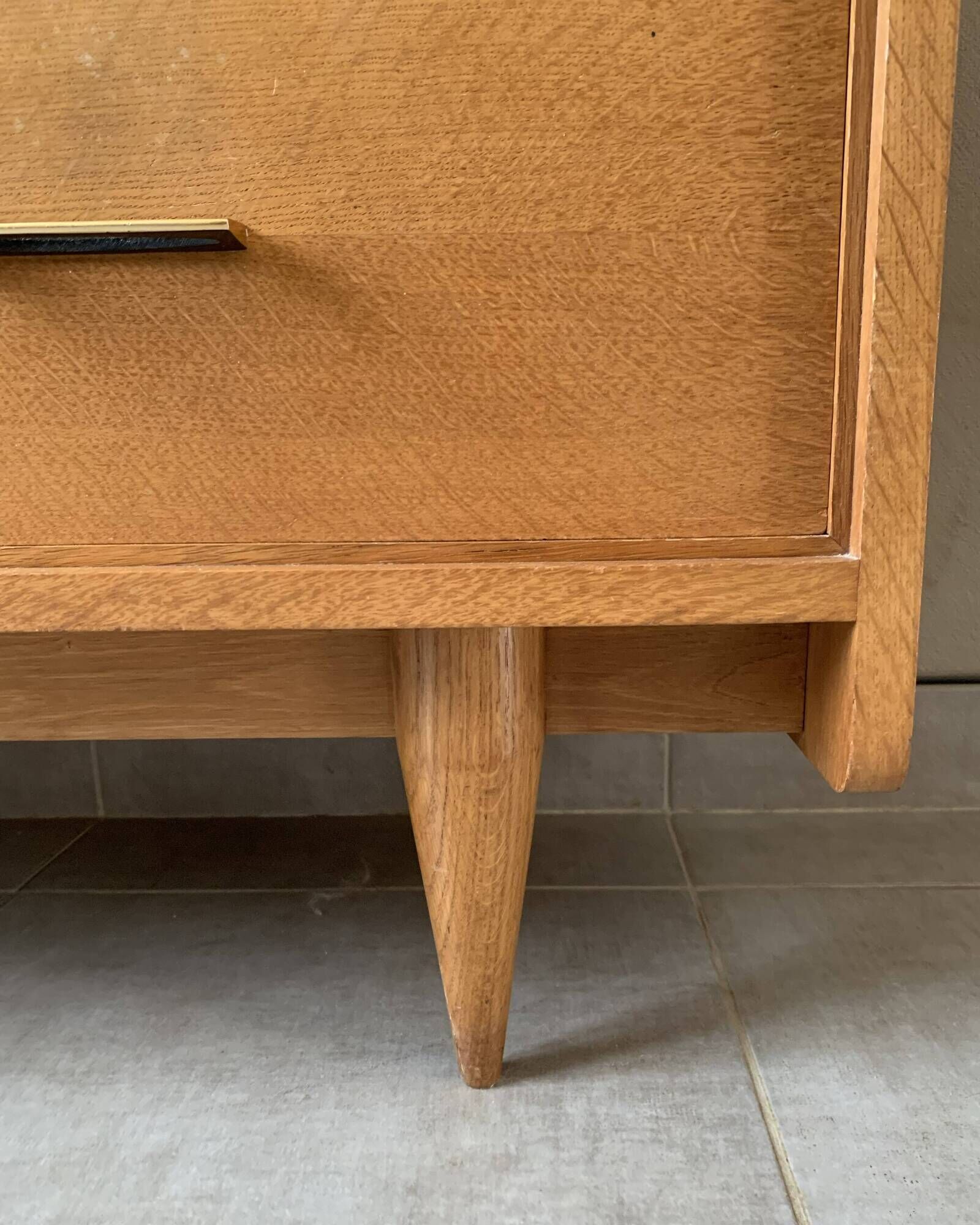 Large vintage 6-drawer chest of drawers from the 50s in oak.