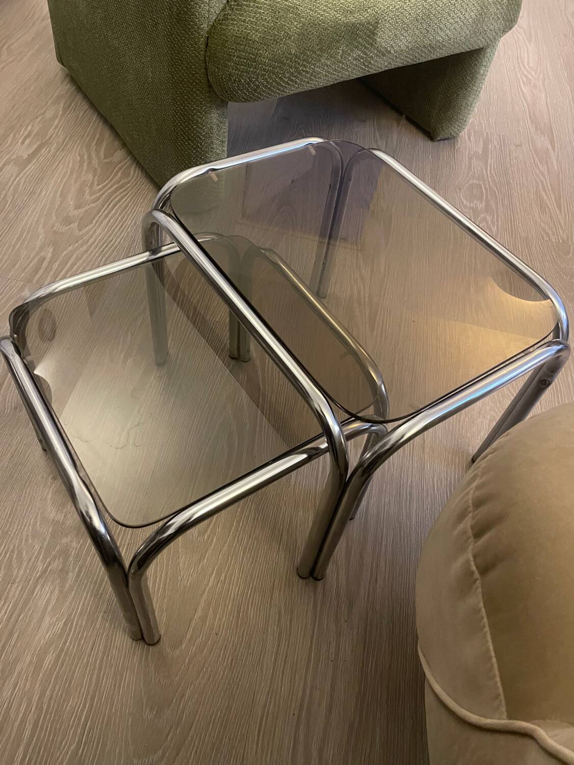 Table gigognes en chrome et verre fumé, 1970s, set de 2