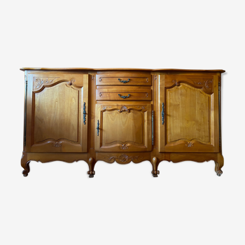 Buffet bas provençal de style louis XV en bois de merisier 3 portes