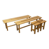 Set of 2 benches and 2 stools in pine, 1970s mountain style.