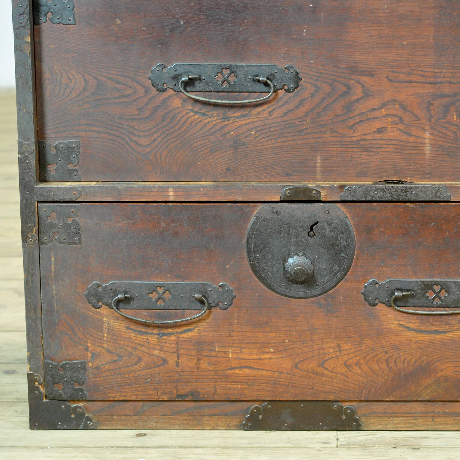 Commode Tansu japonaise, vers 1870
