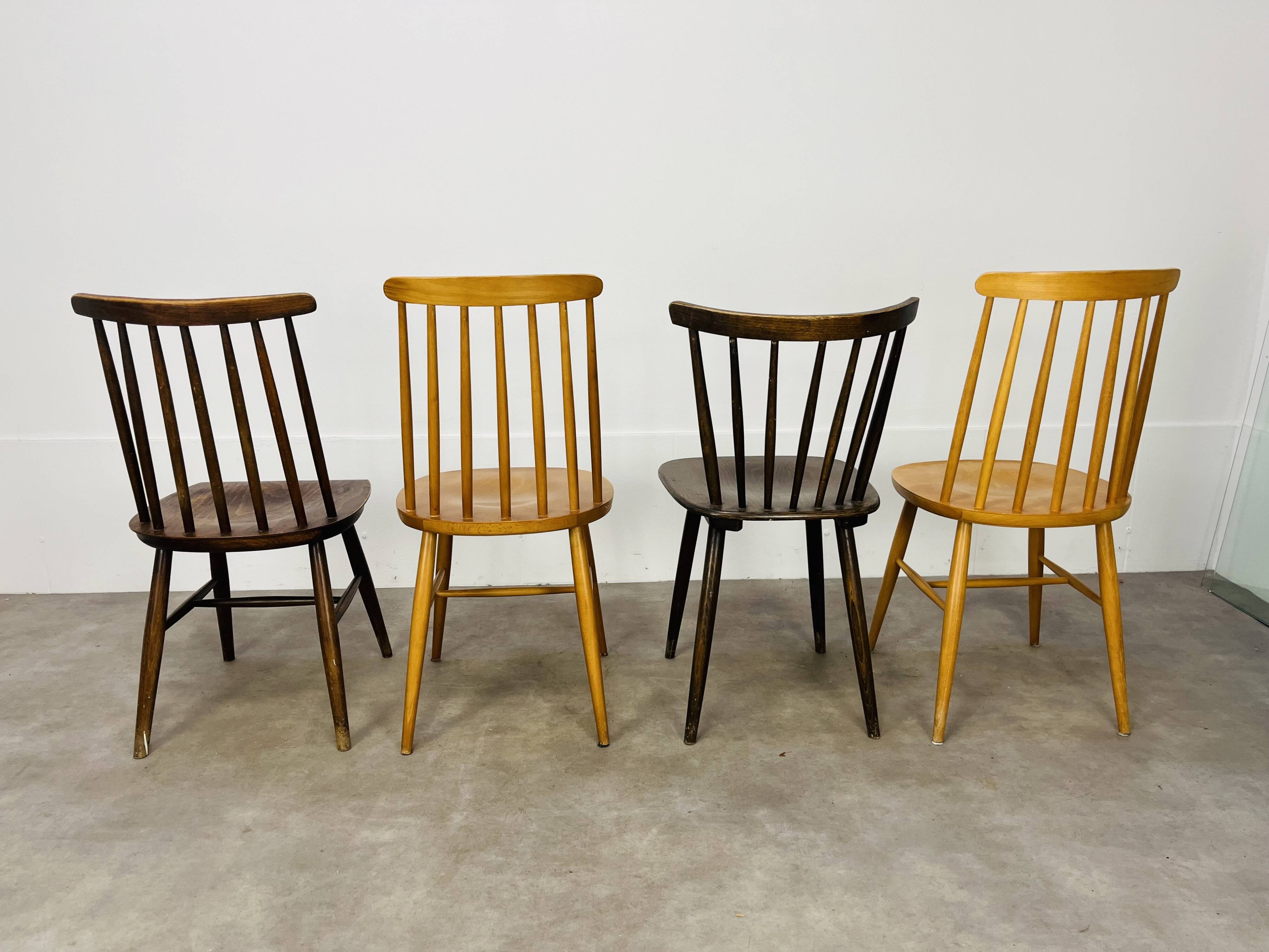 4 Scandinavian chairs with bars from the 60s
