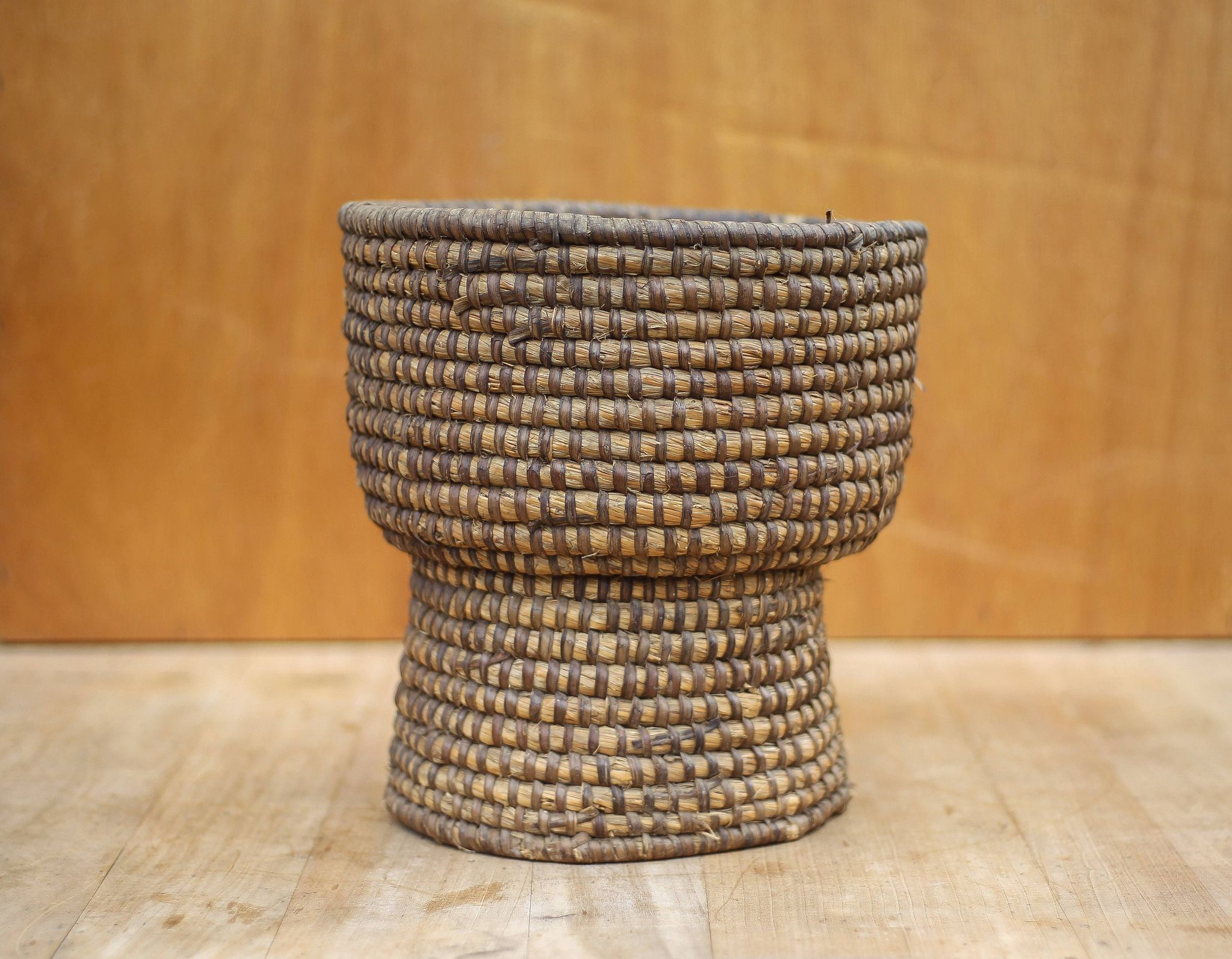 Old wicker bowl, straw and bramble burgundy, braided bowl, countryside, chalet