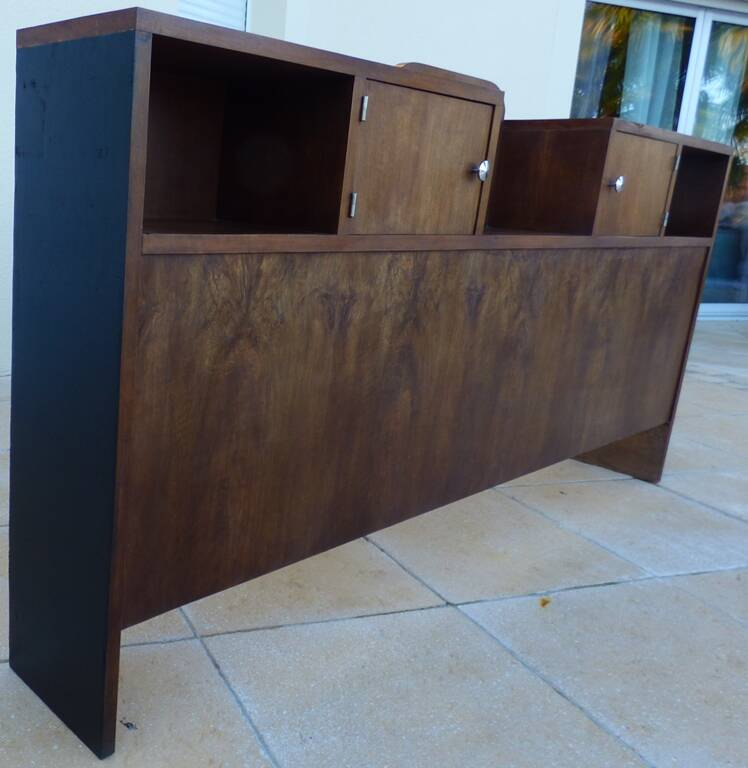 Art Deco headboard with two doors and 3 niches in walnut veneer