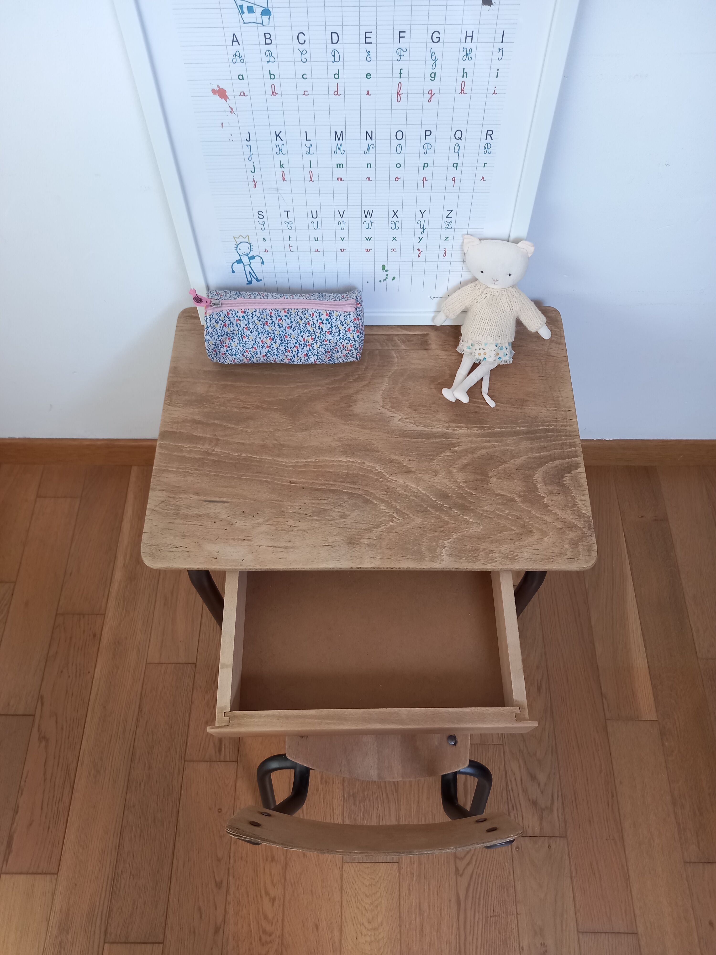 Ensemble bureau & chaise enfant