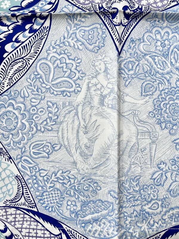 6 New "Trianon" Cotton Satin Napkins