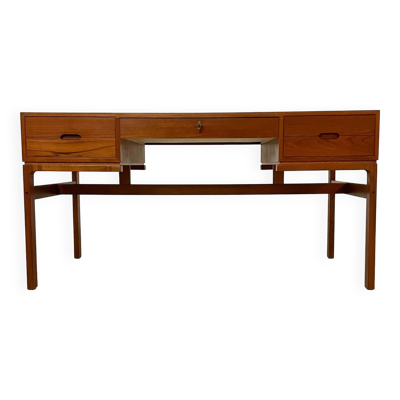Bureau danois en teck par Arne Wahl Iversen 1950