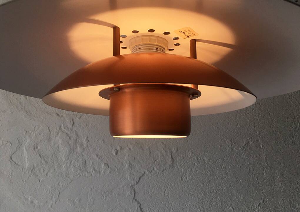 Pendant light in copper and beige layers, Denmark, 1960s.