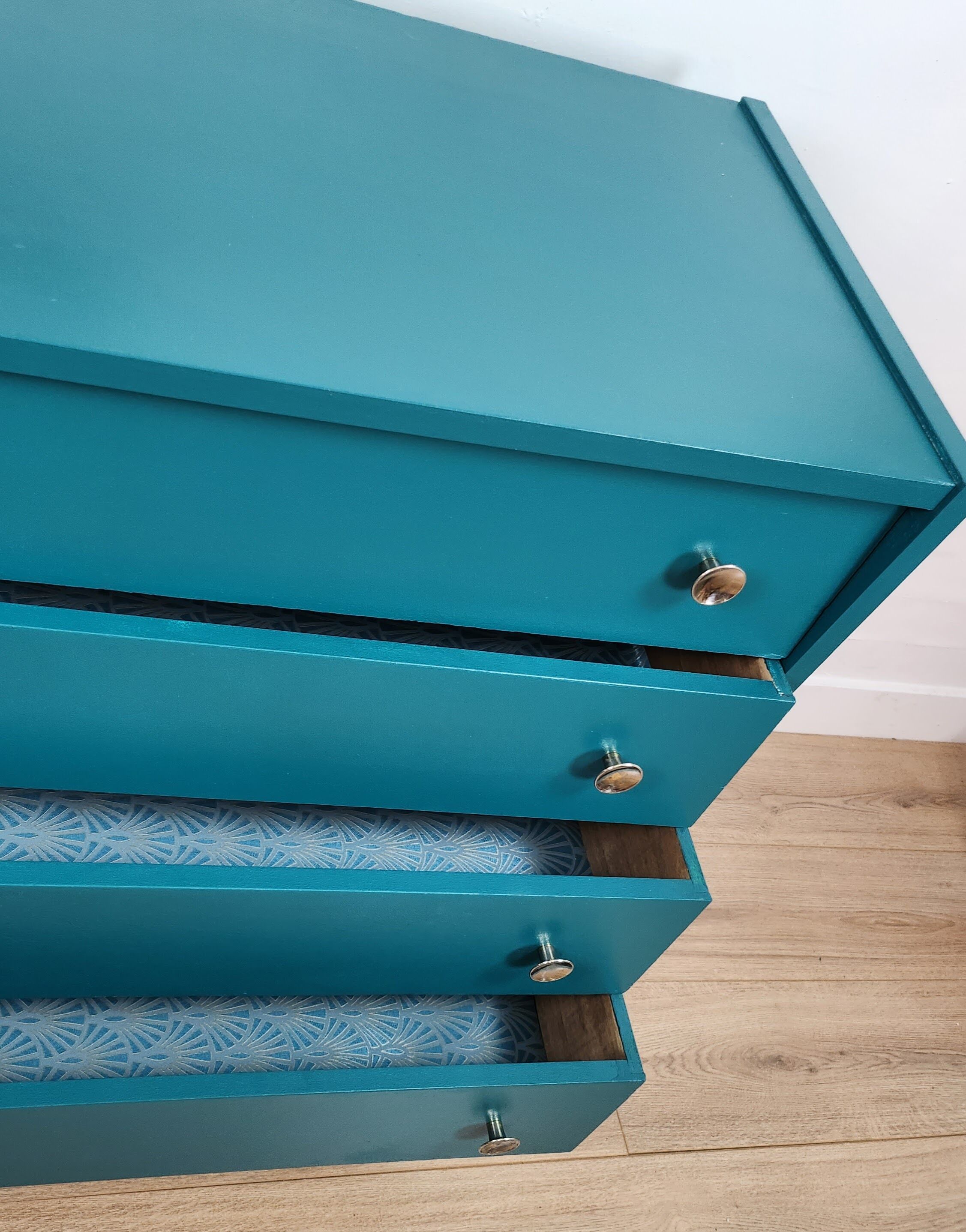 VINTAGE CHEST OF DRAWERS YEAR 60