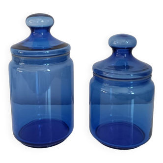 Apothecary pot or old cotton pot in blue glass