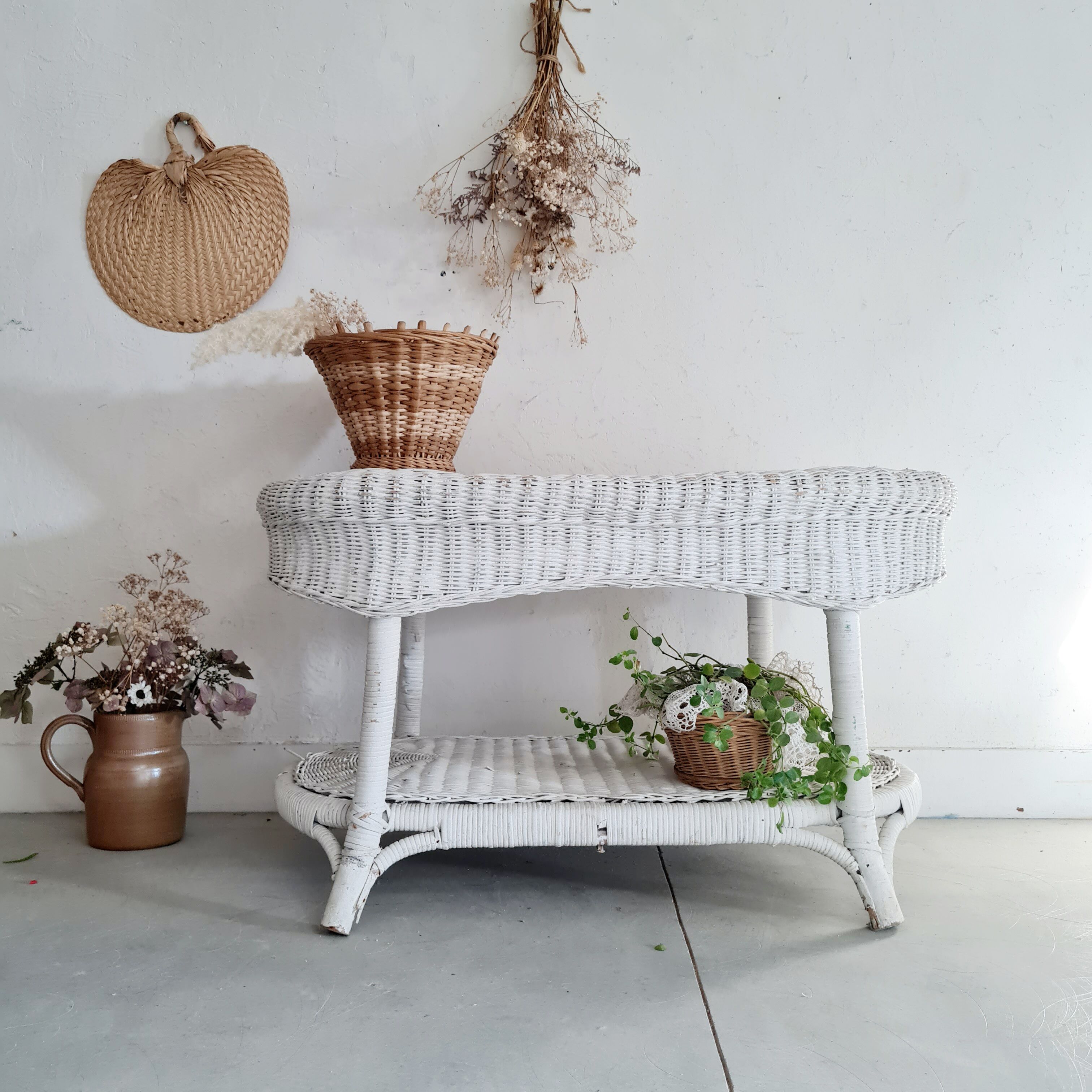 White low rattan table