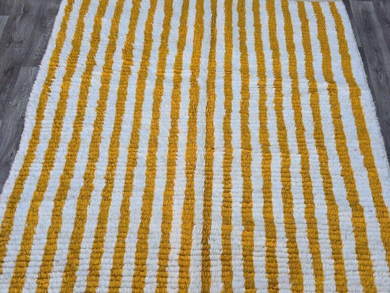 Natural pure wool rug